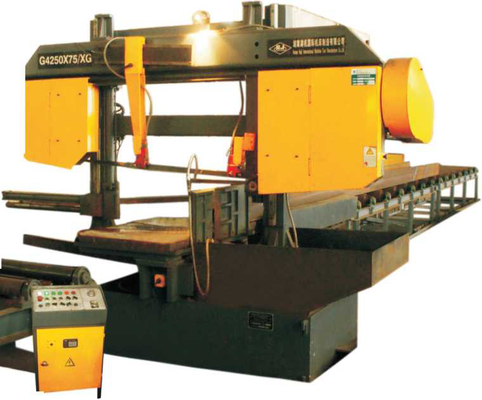 Máquina horizontal de la sierra de cinta de AC380V 5.5kw para el corte de acero